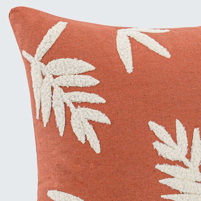 Coussin tufté 'Foglia' terracotta