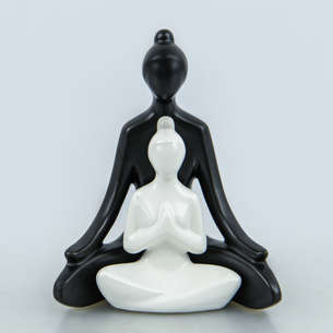 Figurines couple Yoga noir et blanc 
